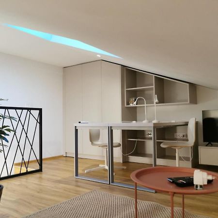 Rainbow Apartment, كوبر المظهر الخارجي الصورة