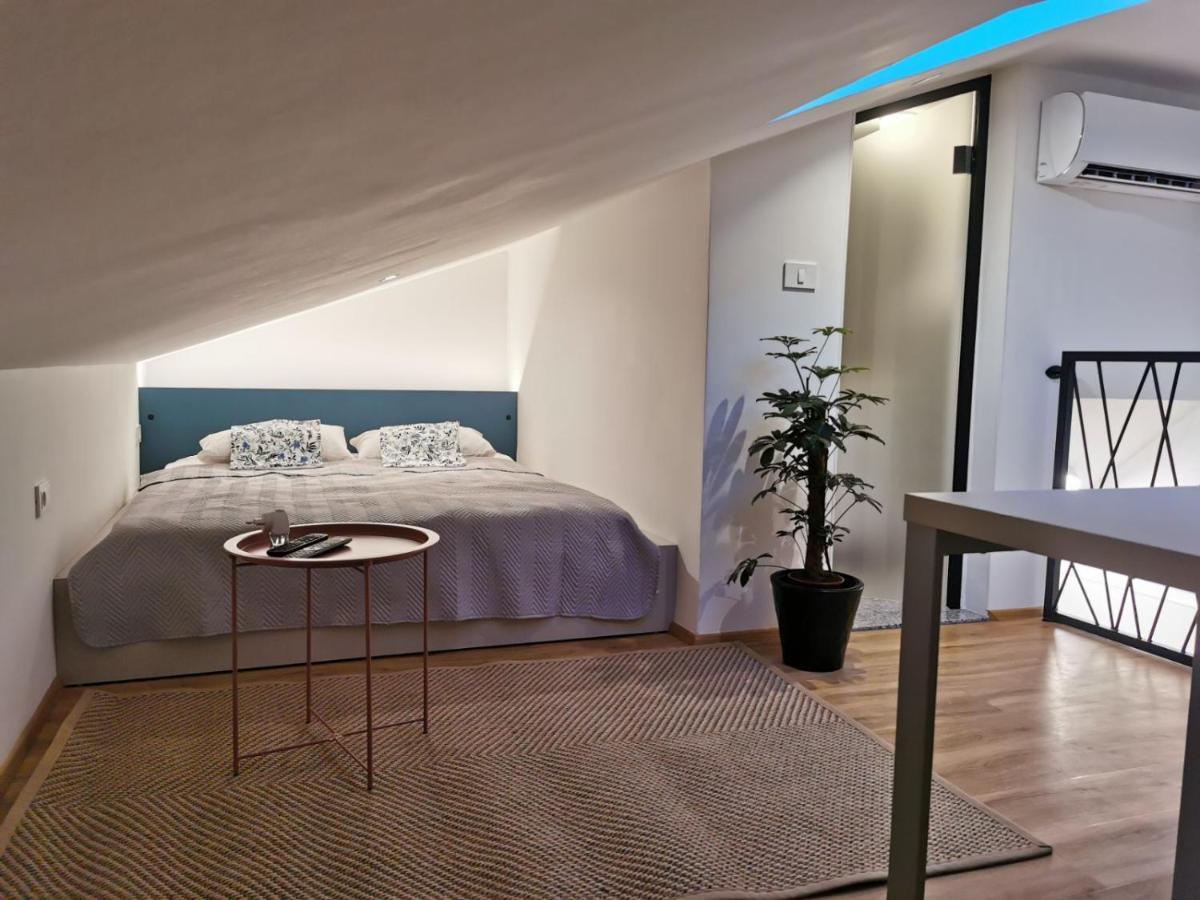 Rainbow Apartment, كوبر المظهر الخارجي الصورة