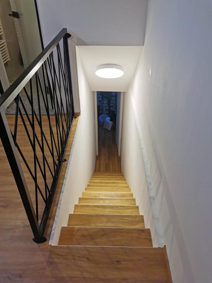 Rainbow Apartment, كوبر المظهر الخارجي الصورة
